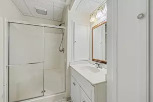 6595 Napier Rd, Plymouth, MI 48170 - Photo 19