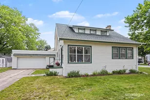 221 S Woodhams St, Plainwell, MI 49080 - Photo 25