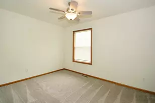 31900 Pawton Ln, Paw Paw, MI 49079 - Photo 21