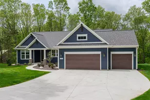 6583 W Hidden Lake Cir, Richland, MI 49083 - Photo 1