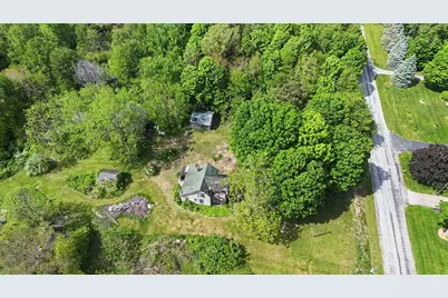 4244 Hillandale Road, Sodus, MI 49126 - Photo 19