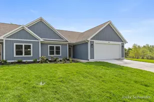748 Noble Dr, Belding, MI 48809 - Photo 3