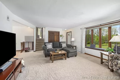 6240 Sunfish Lake Avenue NE, Rockford, MI 49341 - Photo 9