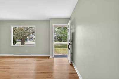 2620 Kraft Avenue SE, Grand Rapids, MI 49546 - Photo 3