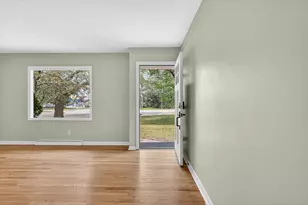 2620 Kraft Ave SE, Grand Rapids, MI 49546 - Photo 3