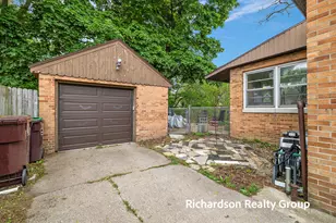 1261 Graf St, Muskegon, MI 49442 - Photo 39