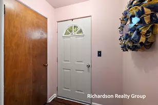 1261 Graf St, Muskegon, MI 49442 - Photo 5