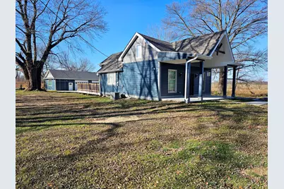 1982 S Benton Center Road, Benton Harbor, MI 49022 - Photo 3