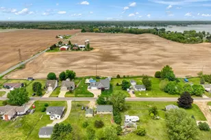 283 Somerset Dr, Cement City, MI 49233 - Photo 39