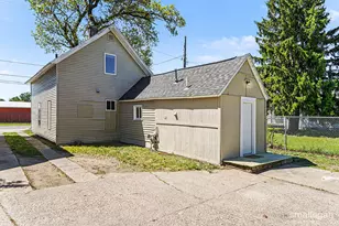 1316 Sanford St, Muskegon, MI 49441 - Photo 29
