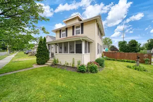 1403 Lansing Ave, Jackson, MI 49202 - Photo 1