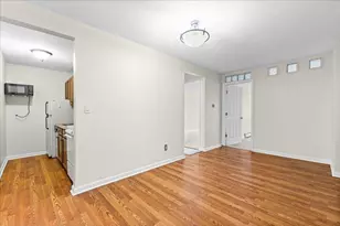 1531 Packard St, Ann Arbor, MI 48104 - Photo 3