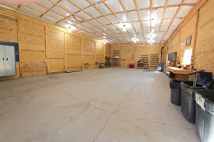 6350 Byron Rd, Howell, MI 48855 - Photo 11