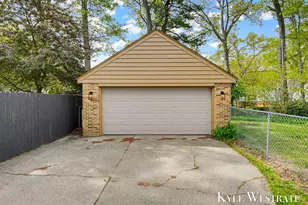 1575 Ridge Ave, Muskegon, MI 49441 - Photo 33