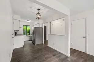 23227 Middlebelt Rd, Farmington, MI 48336 - Photo 11