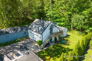 722 Lake St, Saugatuck, MI 49453 - Photo 13