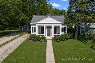 722 Lake St, Saugatuck, MI 49453 - Photo 1