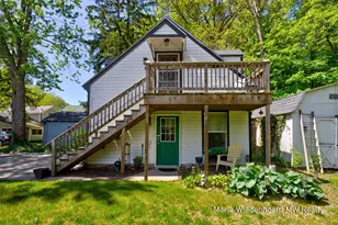 722 Lake St, Saugatuck, MI 49453 - Photo 7