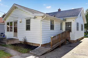 2129 Emerald Ave NE, Grand Rapids, MI 49505 - Photo 37