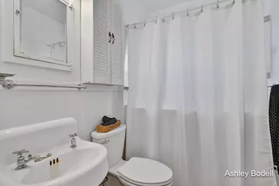 2129 Emerald Avenue NE, Grand Rapids, MI 49505 - Photo 23