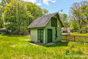 3137 Klug St, Muskegon, MI 49444 - Photo 39