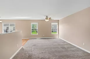 8603 Cass River Dr, Fowlerville, MI 48836 - Photo 3