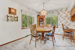 2816 E Mt Garfield Rd, Muskegon, MI 49444 - Photo 9
