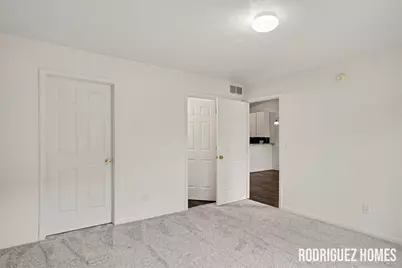 2621 Cascade Place Drive SE, Grand Rapids, MI 49546 - Photo 9