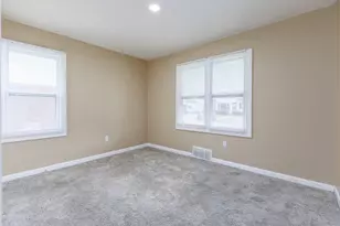 19607 Shields St, Detroit, MI 48234 - Photo 11