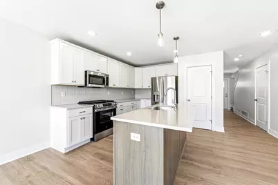 914 Indiana Avenue #14, South Haven, MI 49090 - Photo 5
