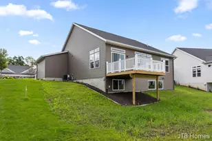 3781 Windsor Ridge Dr NE, Rockford, MI 49341 - Photo 29