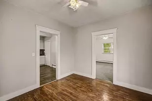 160 Goguac St W, Battle Creek, MI 49015 - Photo 11