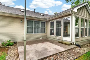 9616 Anna Maria Ct, Portage, MI 49002 - Photo 7