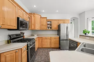 76 Kristin Dr, Marshall, MI 49068 - Photo 11