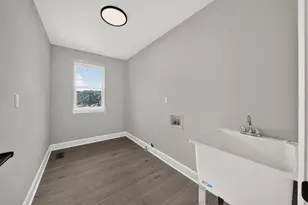 5850 Windrift Ct, West Bloomfield, MI 48324 - Photo 27