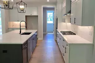 5850 Windrift Ct, West Bloomfield, MI 48324 - Photo 9