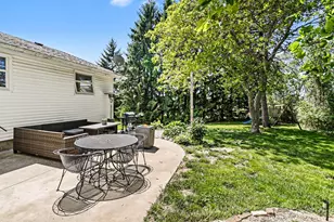 9010 73rd St, South Haven, MI 49090 - Photo 23