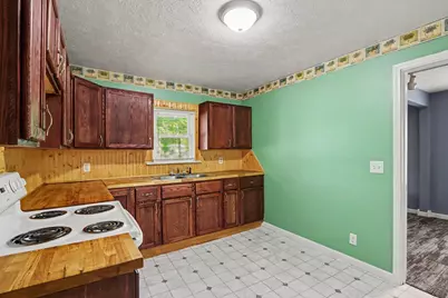 30 Avenue B, Springfield, MI 49037 - Photo 7