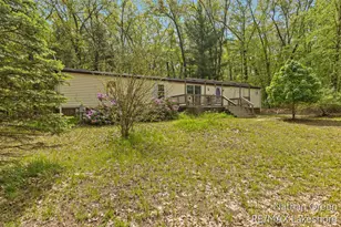 957 Maple St, Pullman, MI 49450 - Photo 3