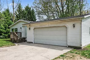 62252 Shaffer Rd, Constantine, MI 49042 - Photo 1