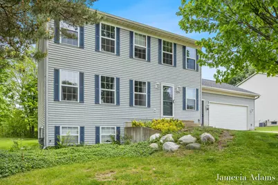 5204 Discovery Drive SE, Grand Rapids, MI 49508 - Photo 3