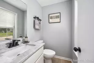 5204 Discovery Dr SE, Grand Rapids, MI 49508 - Photo 15