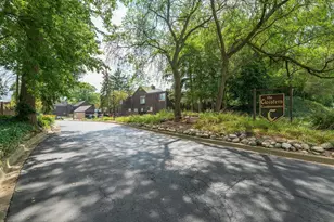 245 Ballantrae Ct, Kalamazoo, MI 49006 - Photo 37