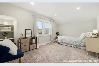 211 W Cass Street, Greenville, MI 48838 - Photo 17
