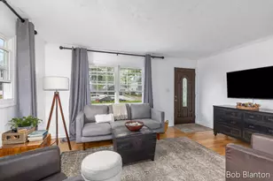 425 S Haven St, South Haven, MI 49090 - Photo 5