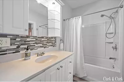 529 Carrier Street NE, Grand Rapids, MI 49505 - Photo 7