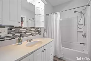 529 Carrier St NE, Grand Rapids, MI 49505 - Photo 7