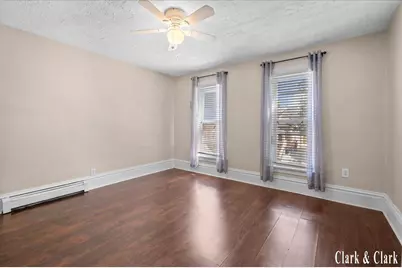 529 Carrier Street NE, Grand Rapids, MI 49505 - Photo 9