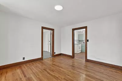 2110 S Grand Traverse Street, Flint, MI 48503 - Photo 11