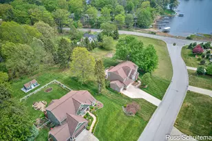 3924 Harbor Breeze Dr, Muskegon, MI 49441 - Photo 7